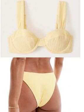 Abercrombie & Fitch Textured
Yellow Bikini Set